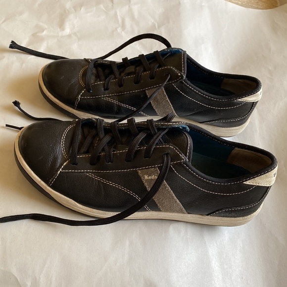 Ked's leather sneakers tennis shoes Women’s Black Size 8.5 walking comfort - Picture 2 of 8